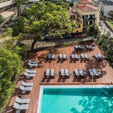 Ξενοδοχείο με διαμερίσματα Pestana Casino Φουνκάλ