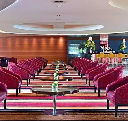 Pestana Casino Ξενοδοχείο με διαμερίσματα 4*